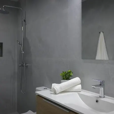 아파트 Onar Elegant Beachside *