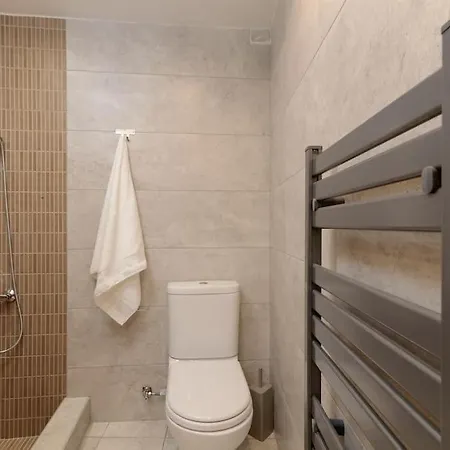 Onar Elegant Beachside 아파트